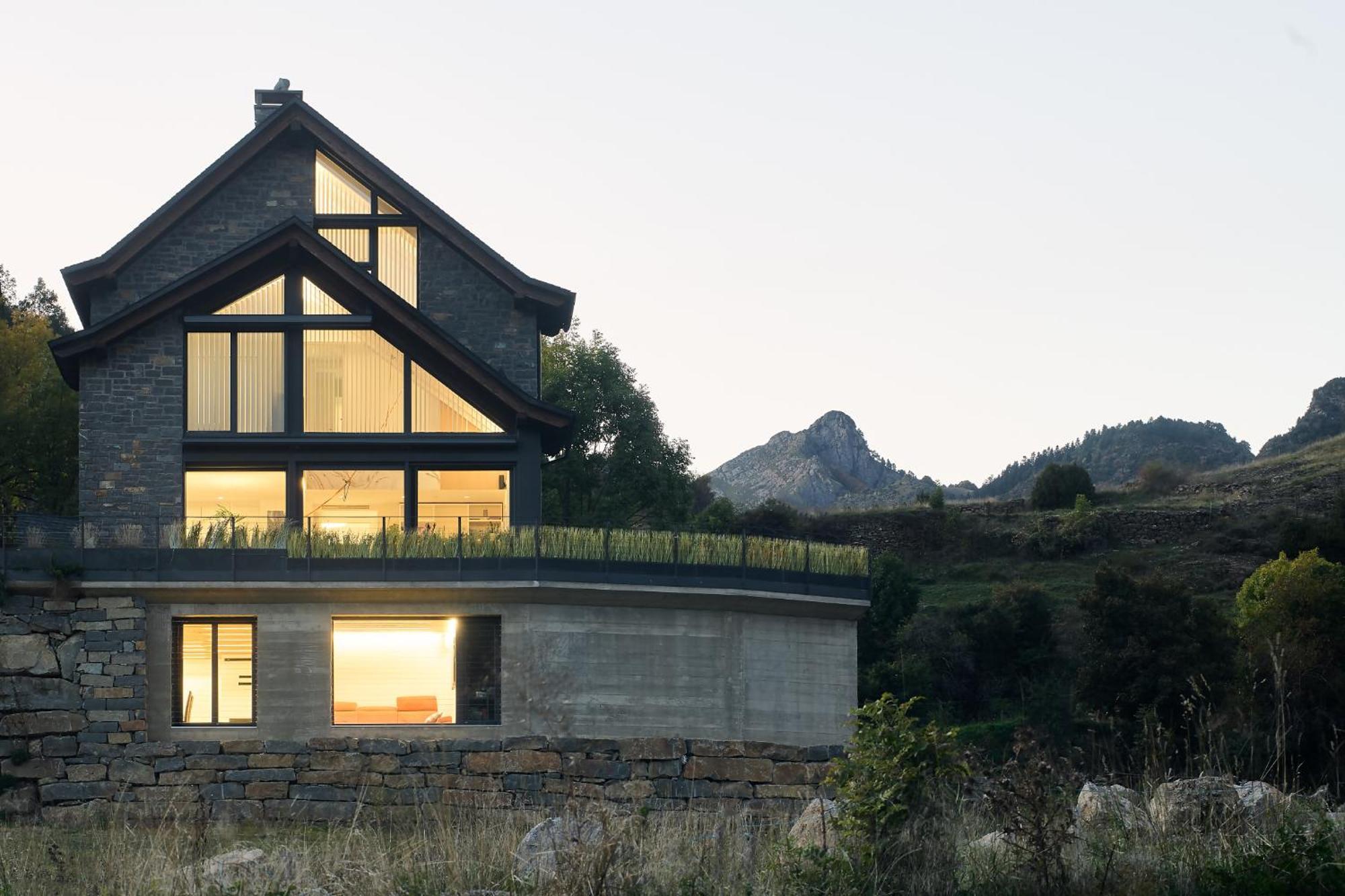 Casa De La Paz En El Valle De Tena Sandinies Ngoại thất bức ảnh
